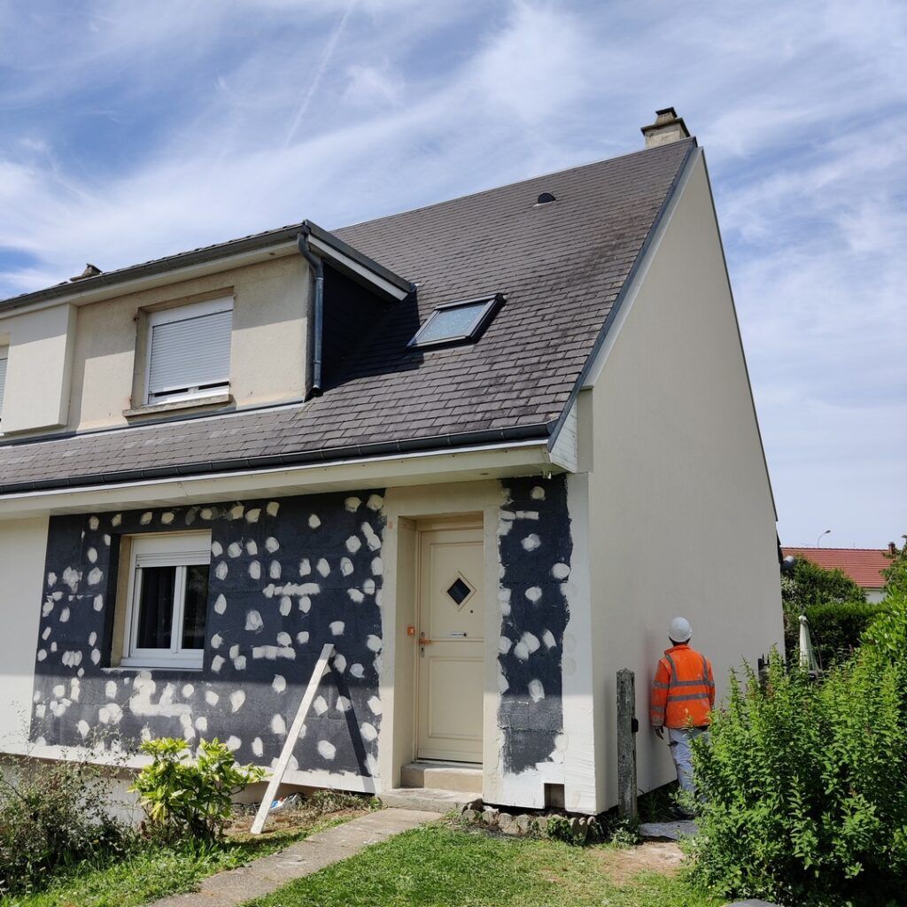 Blog MANERGY_Habitat Eurélien_Témoignage_Réhabilitation énergétique_904 logements